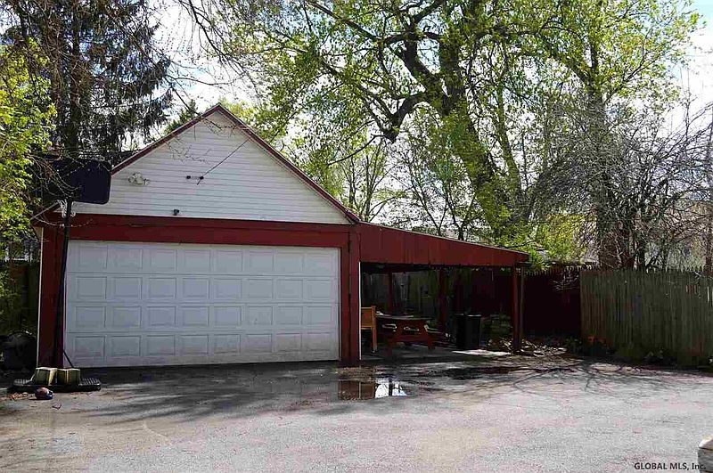 5th image of 1708-1710 CAMPBELL Avenue