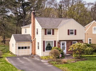 75 Park Ln, Rochester, NY 14625