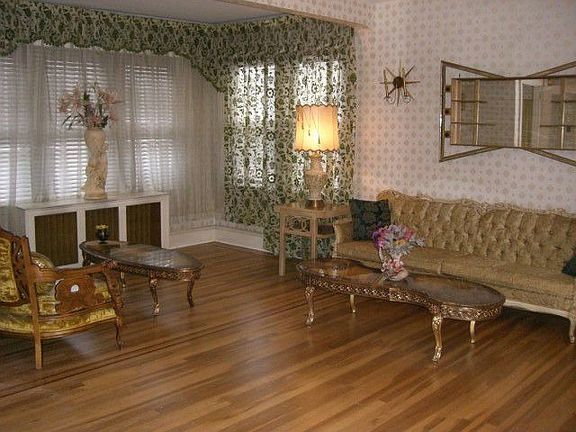 2nd image of 383 Pleasant Ave
