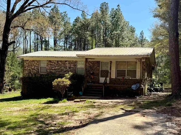 9801 Cleborne Rd, Chunchula, AL 36521