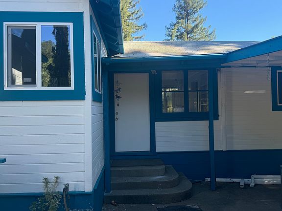 2nd image of 1385 Helen Ave