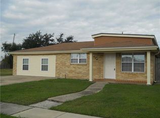 128 Nutria Dr, Arabi, LA 70032