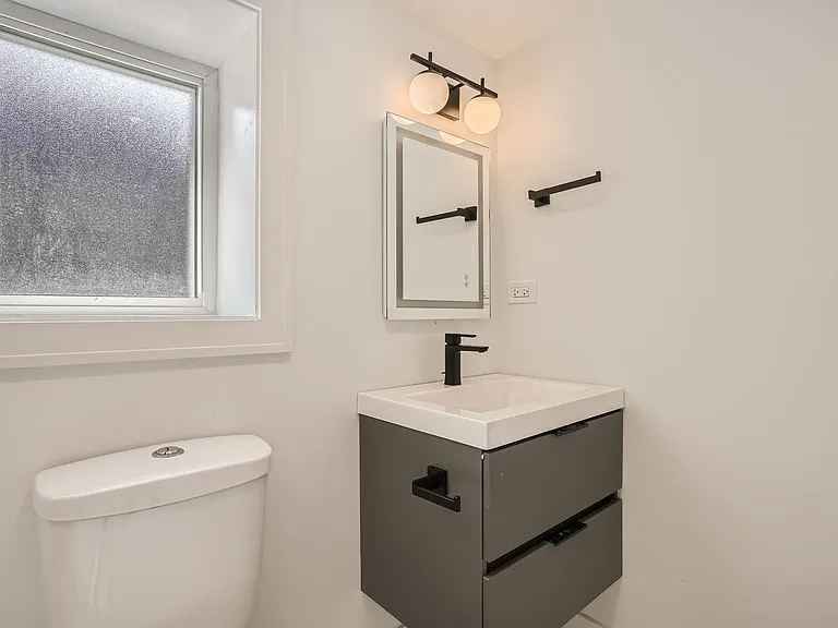 2602 N Springfield Ave #1 — Photo 19