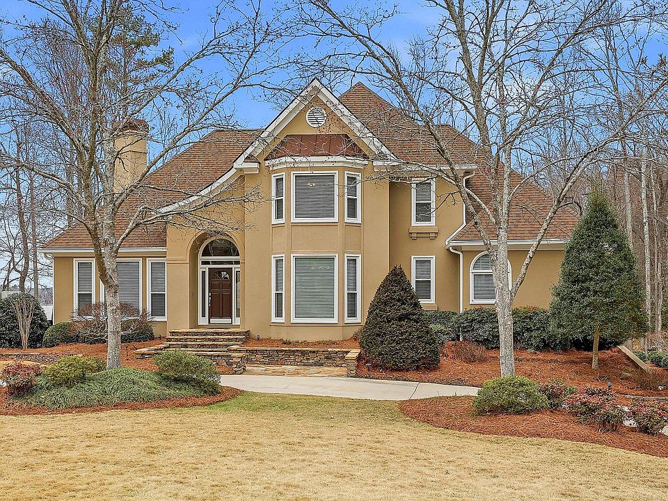 1st image of 112 Sweetwater Oaks
