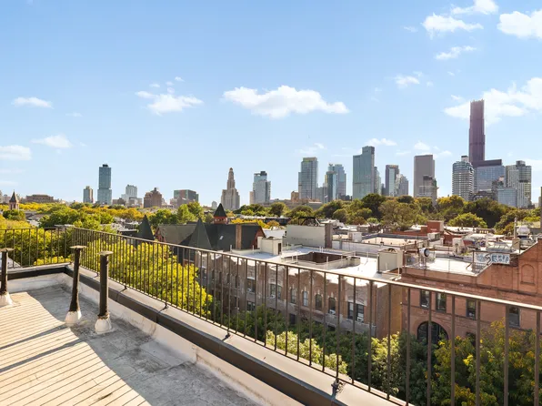 364 Myrtle Avenue image 22 of 23