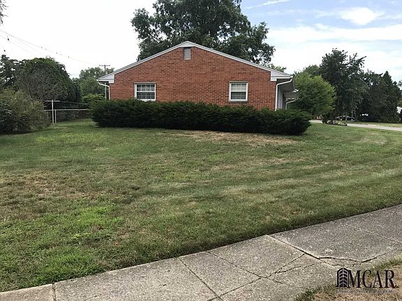 4th image of 7269 Middlebury Dr