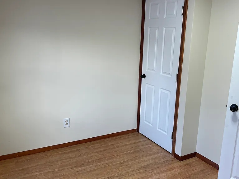 6644 Taylor Rd — Photo 6