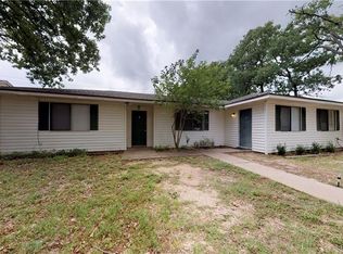2215 Young Pl #A, Bryan, TX 77807