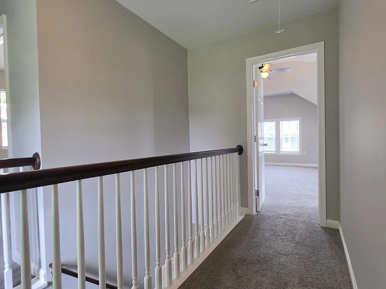 3909 Fleetwood Ave — Photo 43