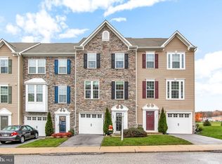 927 Brechin Ln, York, PA 17403