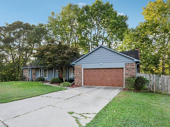 3rd image of 3975 Creekwood Dr