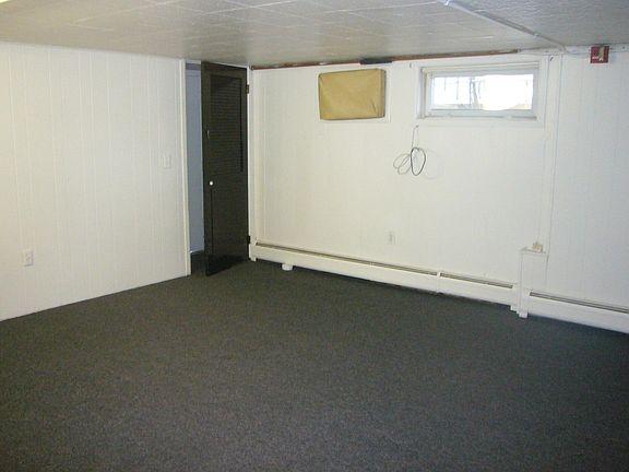 large living room with space for air conditioner (not included)