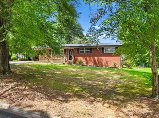 1600 Beverly Dr, Dalton, GA 30720