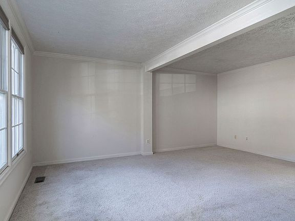 4th image of 3855 Sunny Brook Ct