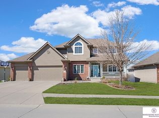 17130 Franklin Dr, Omaha, NE 68118