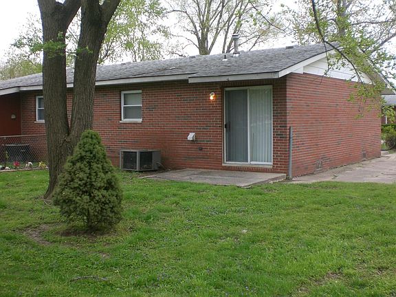 2nd image of 4045 Bruene Ave