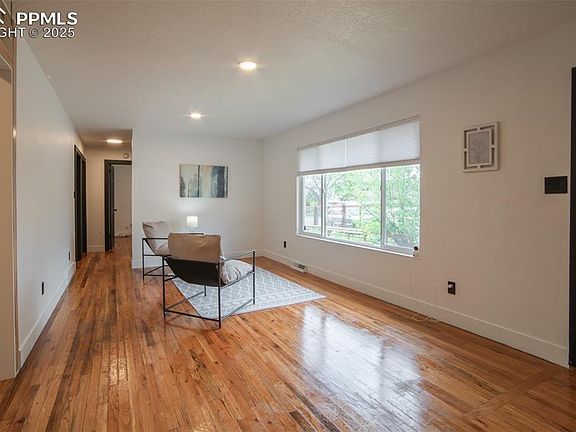 3rd image of 2705 E Bijou St