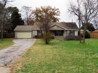 1203 Columbine Ct, Arlington, TX 76013