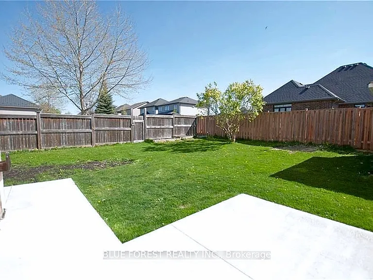 1918 Gough Ave — Photo 31