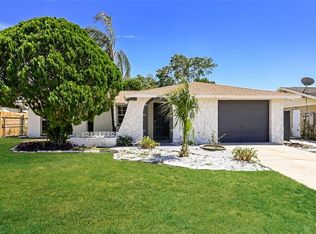 6640 Lenoir Dr, Port Richey, FL 34668