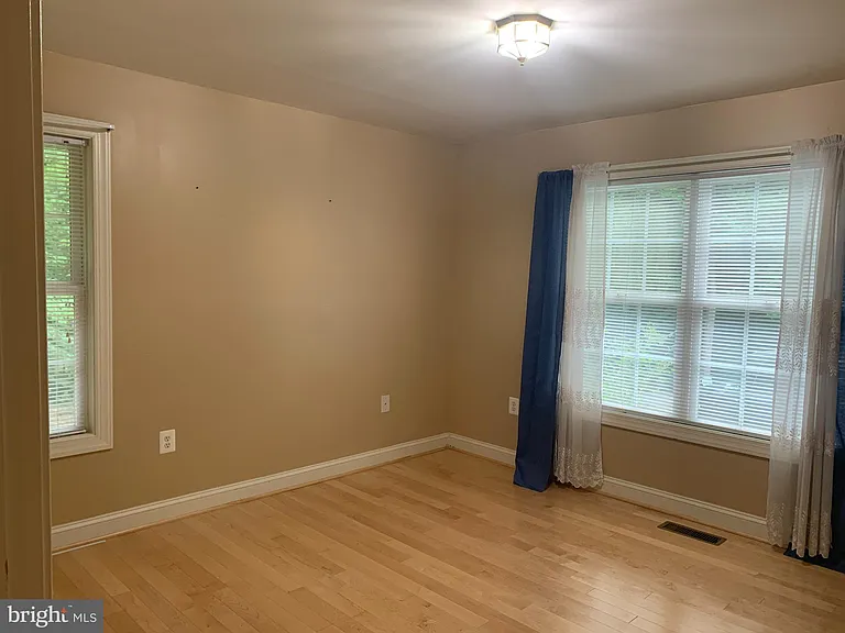 10701 Whispering Way — Photo 20