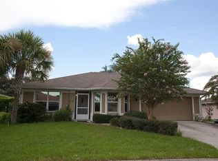 11018 Twosome Dr, San Antonio, FL 33576