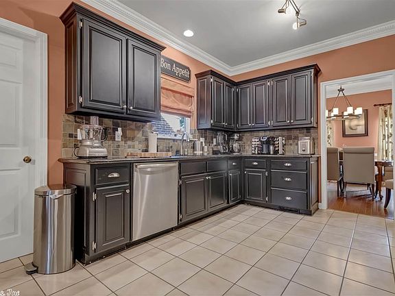 5th image of 5 Bordeaux Ct
