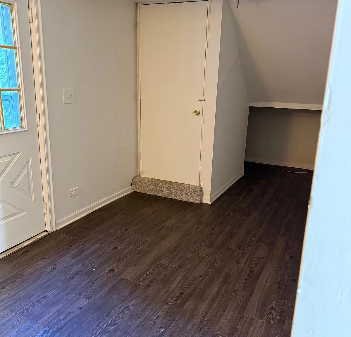 2 bed, 900 sqft, $1,200 — Photo 1