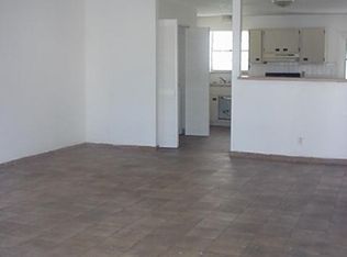 332 NE 2nd St, Hallandale Beach, FL 33009