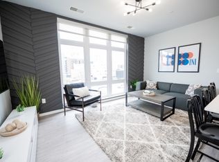 505 S 1st St #207, Champaign, IL 61820