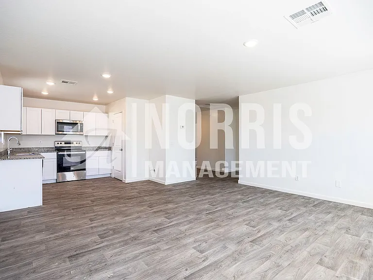 14282 S Vera Cruz Rd — Photo 9