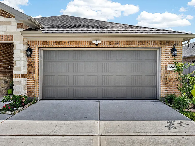 6342 Buffalo Bend Ln — Photo 5