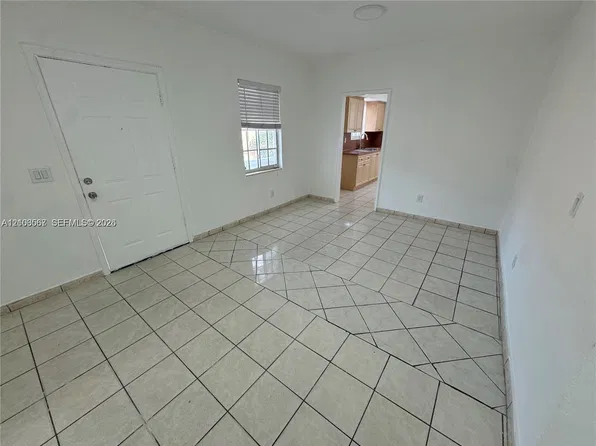 1021 SW 8th Ave, Miami, FL 33130