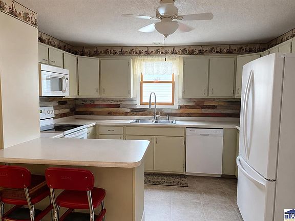 4th image of 2528 N 11th St