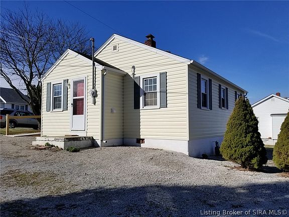 2nd image of 302 Grandview Drive