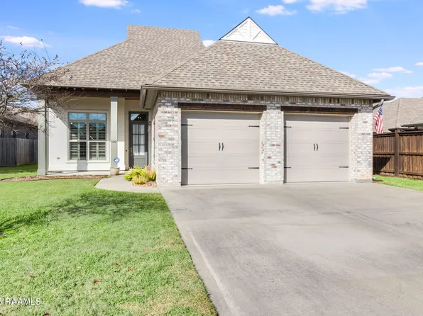 102 Inlet Dr, Broussard, LA 70518