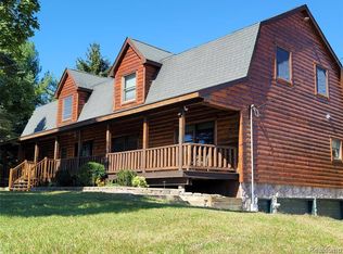 1640 Gannon Rd, Howell, MI 48855