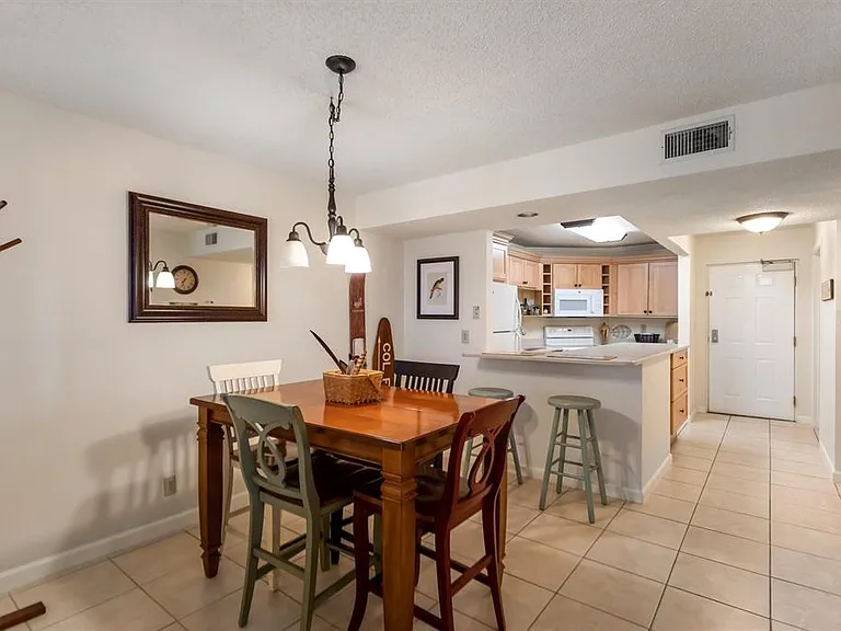 1515 Pinellas Bayway #C-31 — Photo 11