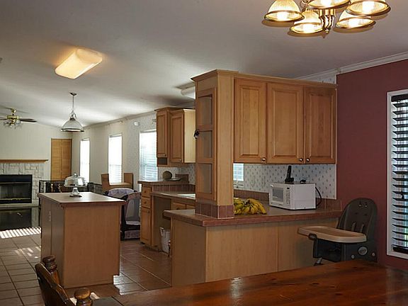 4th image of 11780 Amber Park Dr