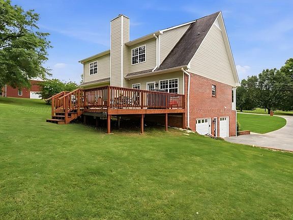 3rd image of 103 Chelsea Village Ln