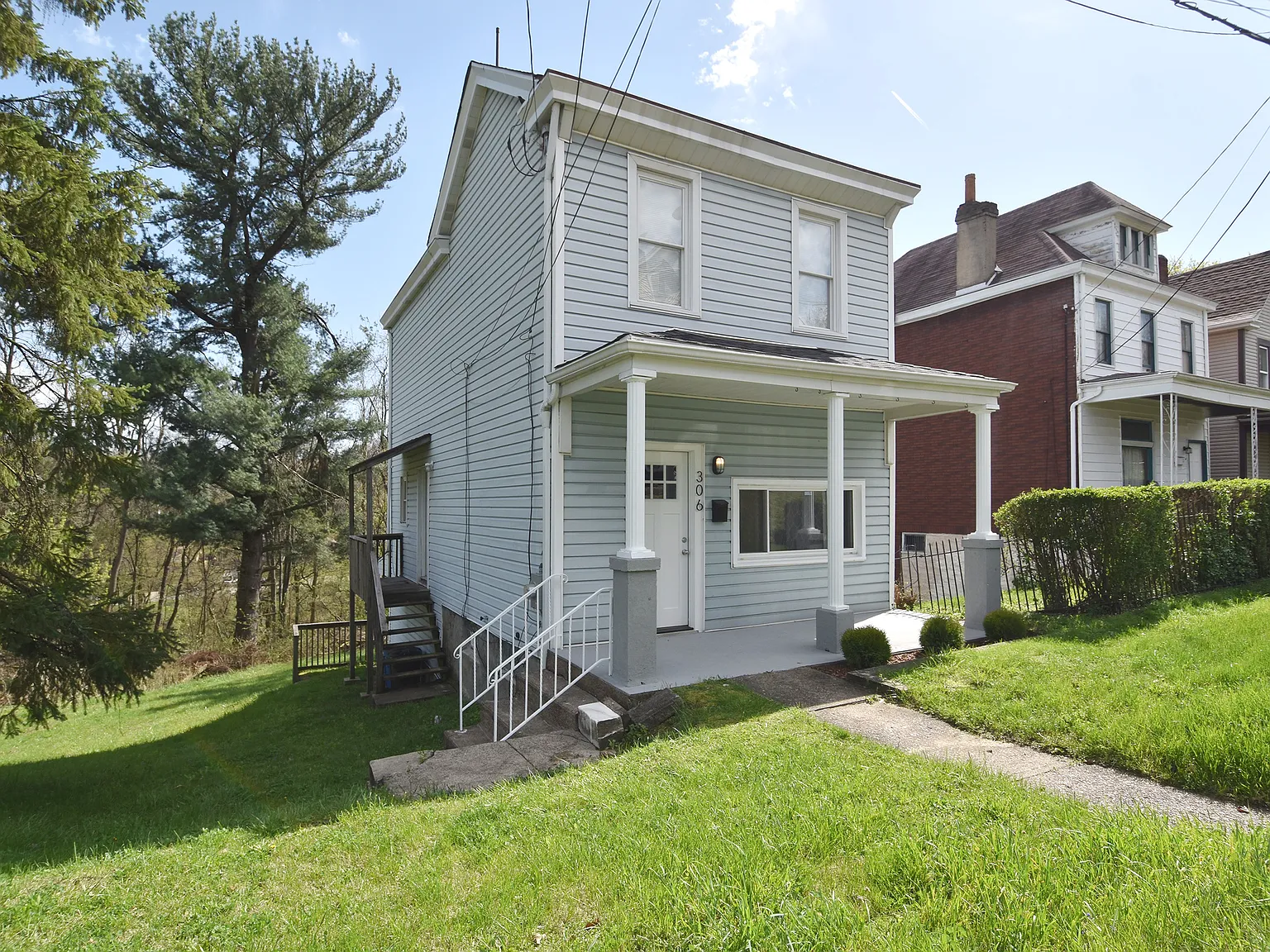 2 bed, 1115 sqft, $1,350 — Photo 1