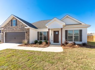 212 Huxley Ter, Bonaire, GA 31005