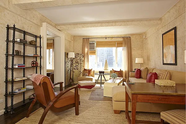 Sold by Stribling | media 11