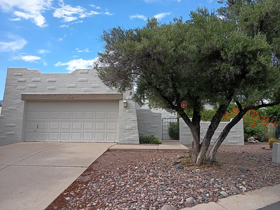 7463 E Covey Dr