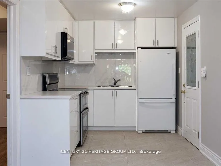 1001 Lockwood Cir — Photo 12