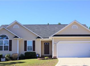 5334 Wallbrook Dr, Fayetteville, NC 28306