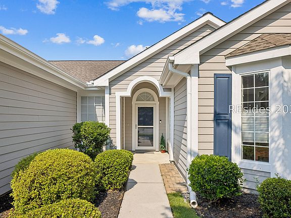 2nd image of 5 Lake Somerset Ct