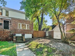 4284 Van Cortlandt Park E, Bronx, NY 10470