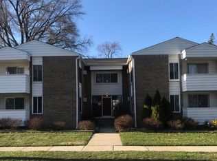 255 E Drayton Ave #107, Ferndale, MI 48220