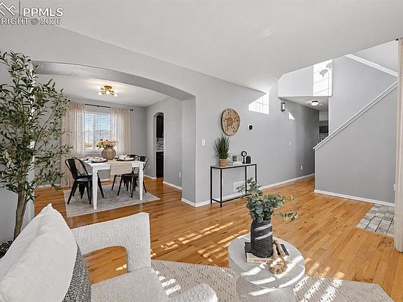 5th image of 9480 Summit Mesa Dr